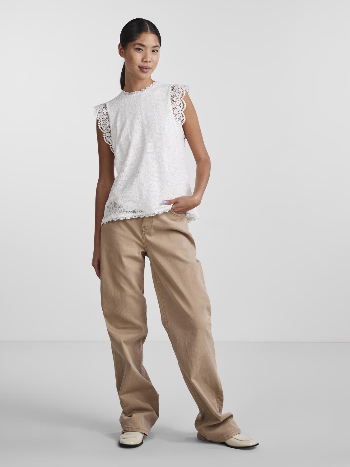 model_shot-front_full